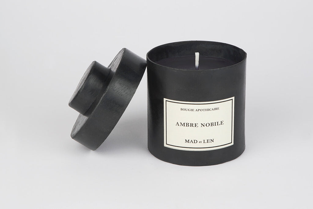 Mad et Len Amber Nobile Apothicaire Petite Scented Candle