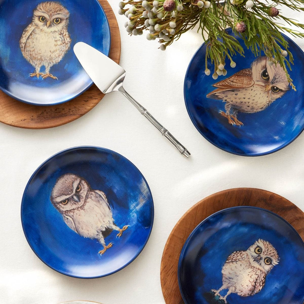 Blue Pheasant Errol Owl Plate Set – The Picket Fence