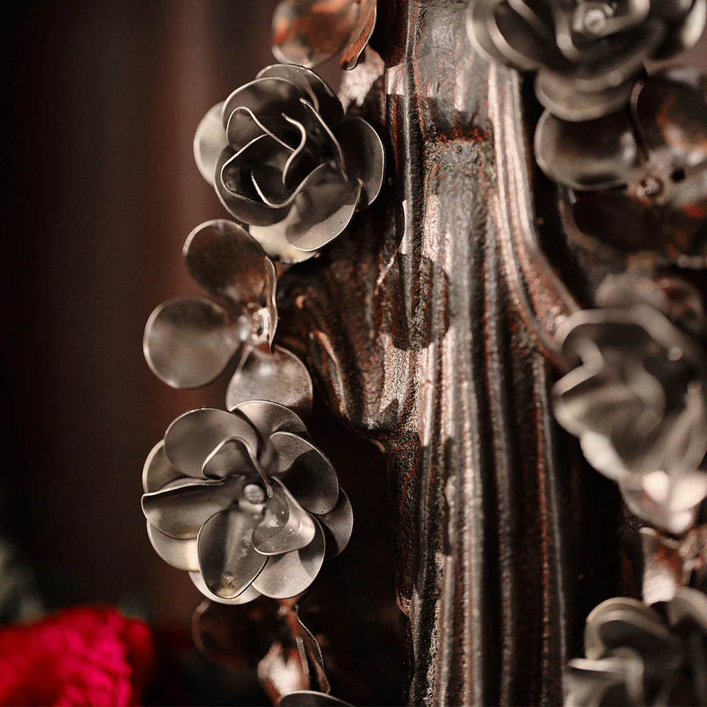 Jan Barboglio Virgen con Flores Angel with Roses in Nickel and Natural