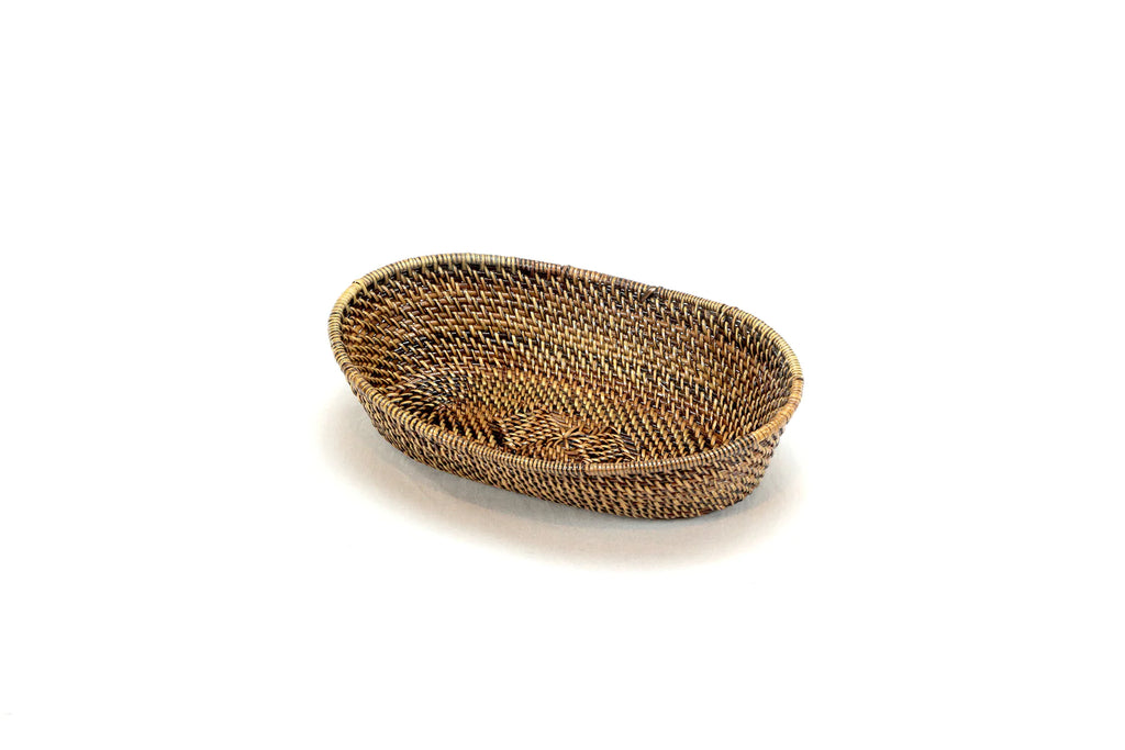 Oval Bread Basket with Scalloped Rim
