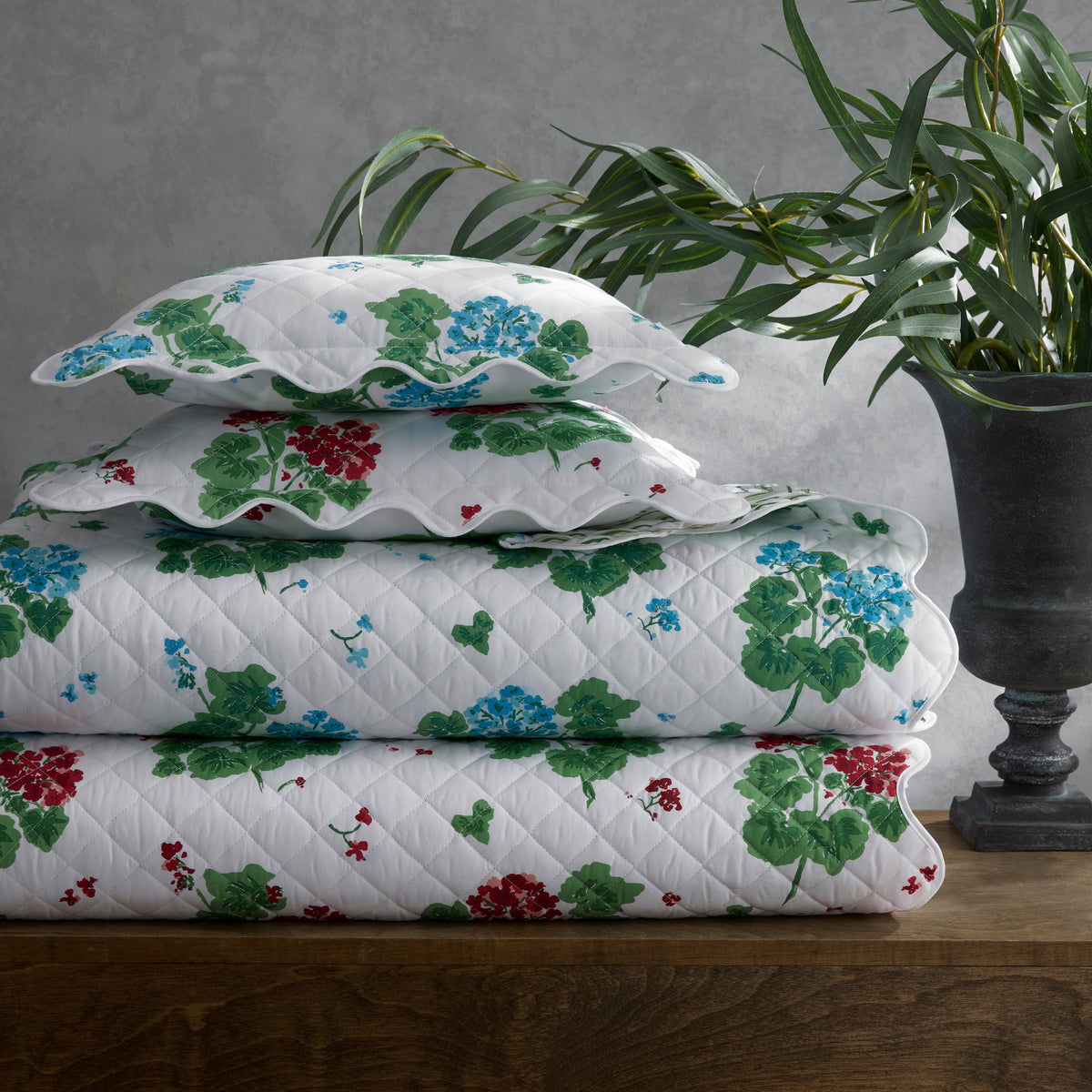 Geranium Quilt Pattern Matouk Tillett Geranium Floral Printed Quilted Coverlets + Shams – The ...