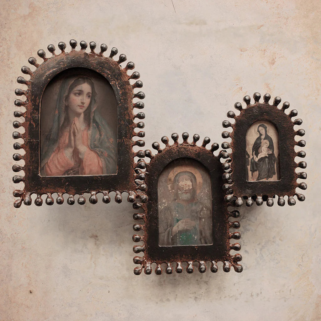 Jan Barboglio Nicho Vertical Picture Frame in Natural Cast Iron in 5x7, 4x6, and 2x4