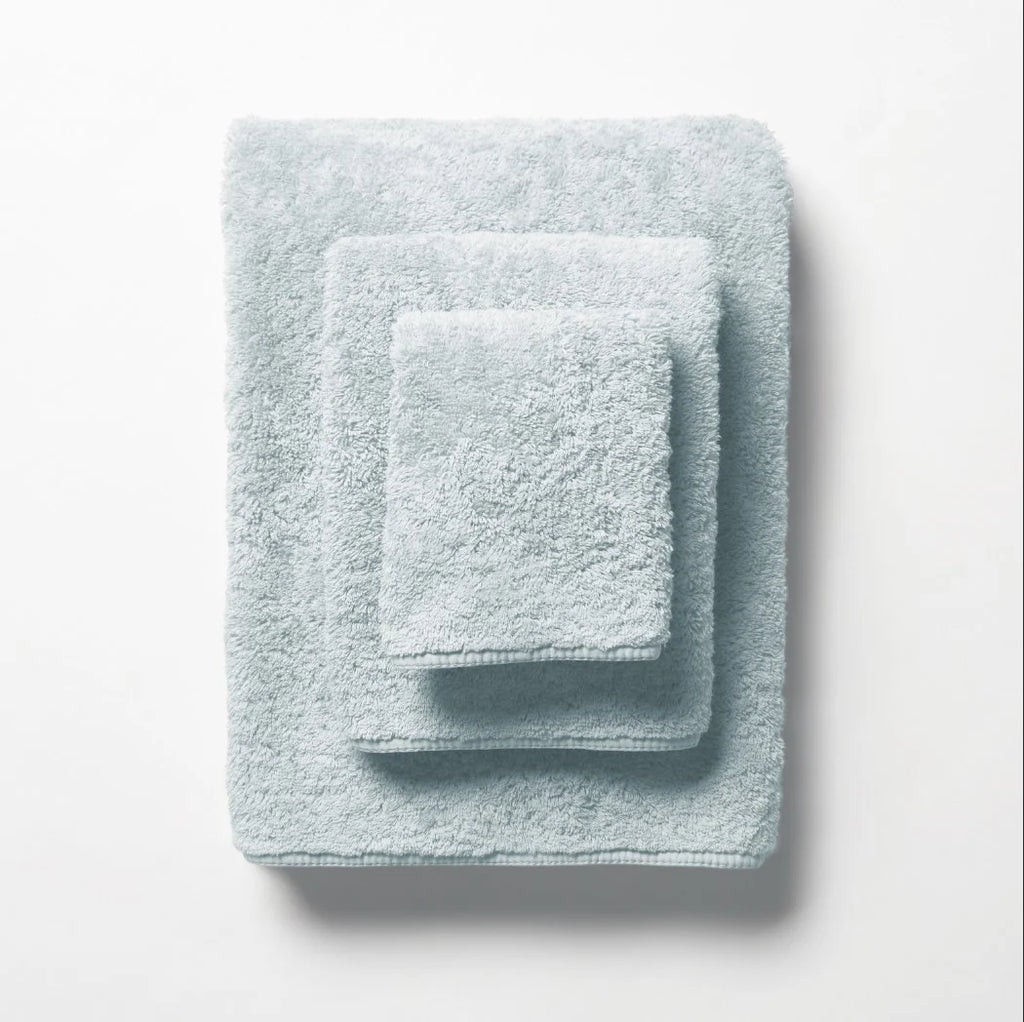 Scandia Home Indulgence Bath Towels in Glacier Blue