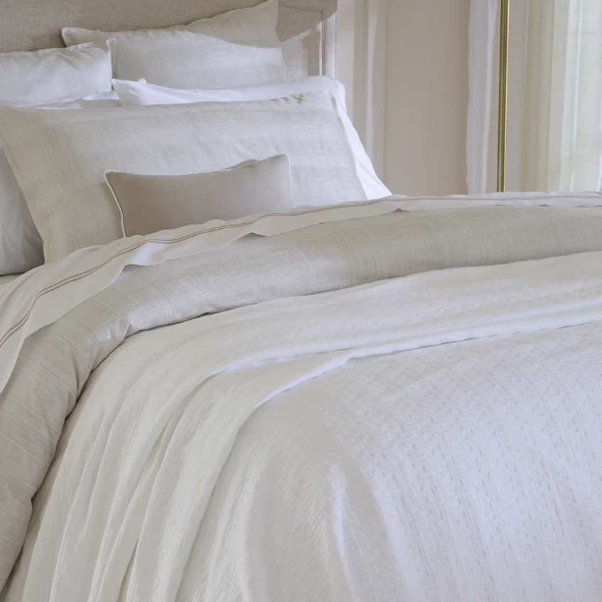 Sferra Lecce Matelasse Basketweave Coverlet + Shams Oyster, Sand, and White