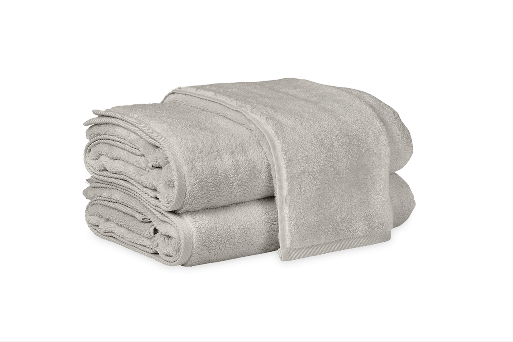 Matouk Milagro Towel in Sterling Silver