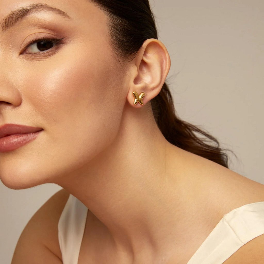 Uno de 50 Hoop Earrings with Butterfly Gold