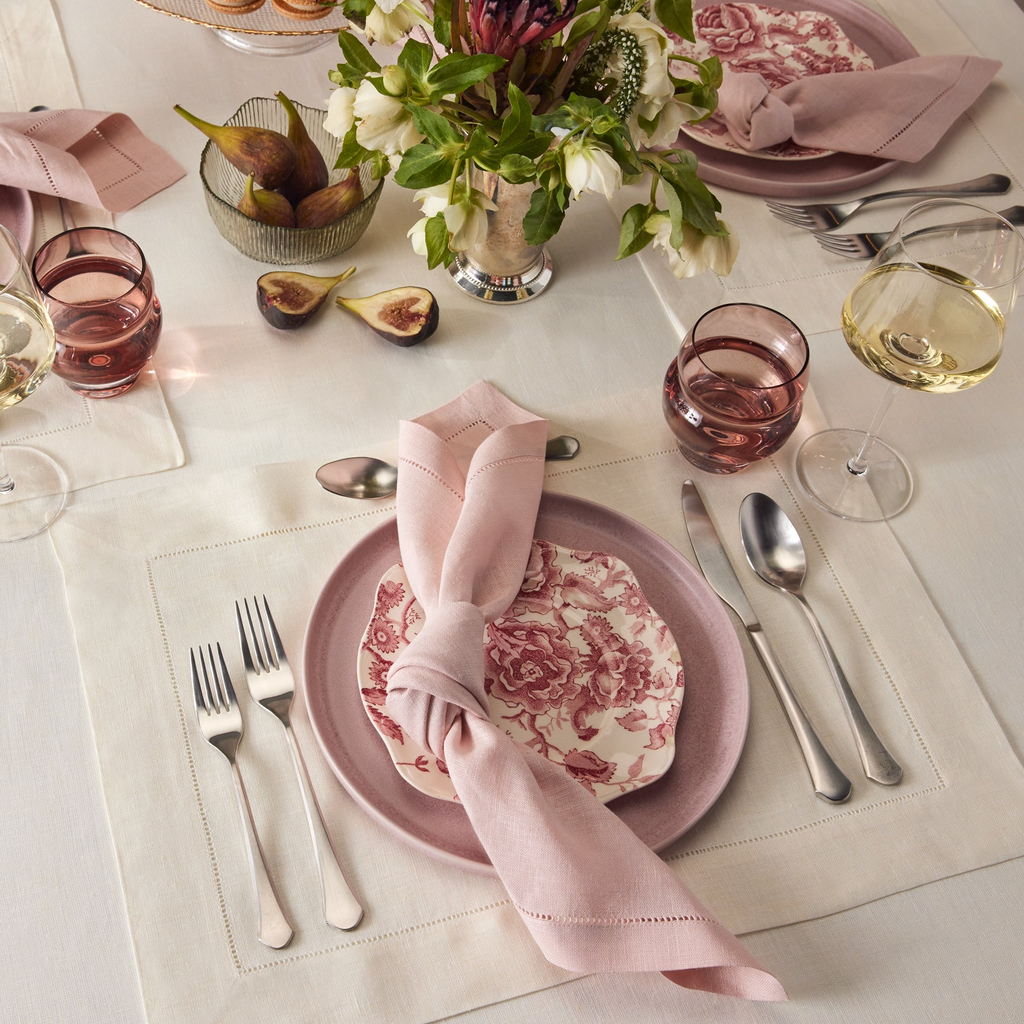 Sferra Festival Linen Placemats and Napkins with Hemstitch in Pink and Off White