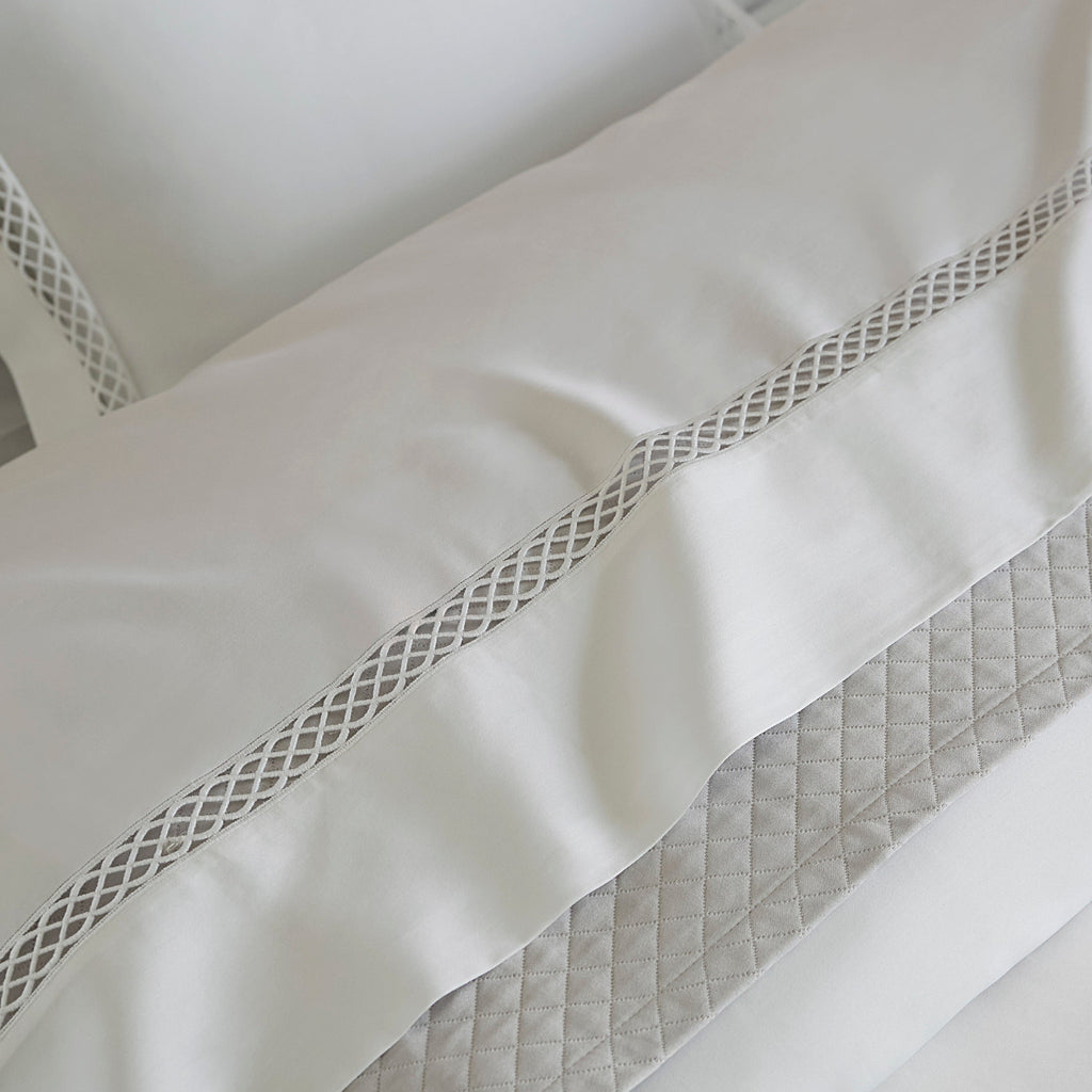 Sferra Giza 45 Ornato Flat Sheet and Sham