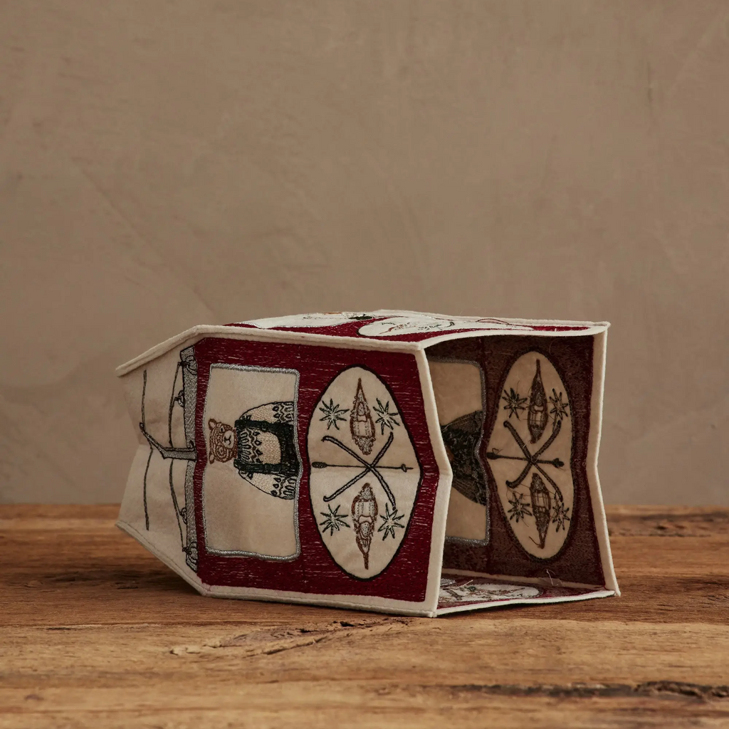 Coral & Tusk Gondola Embroidered Tissue Box Cover