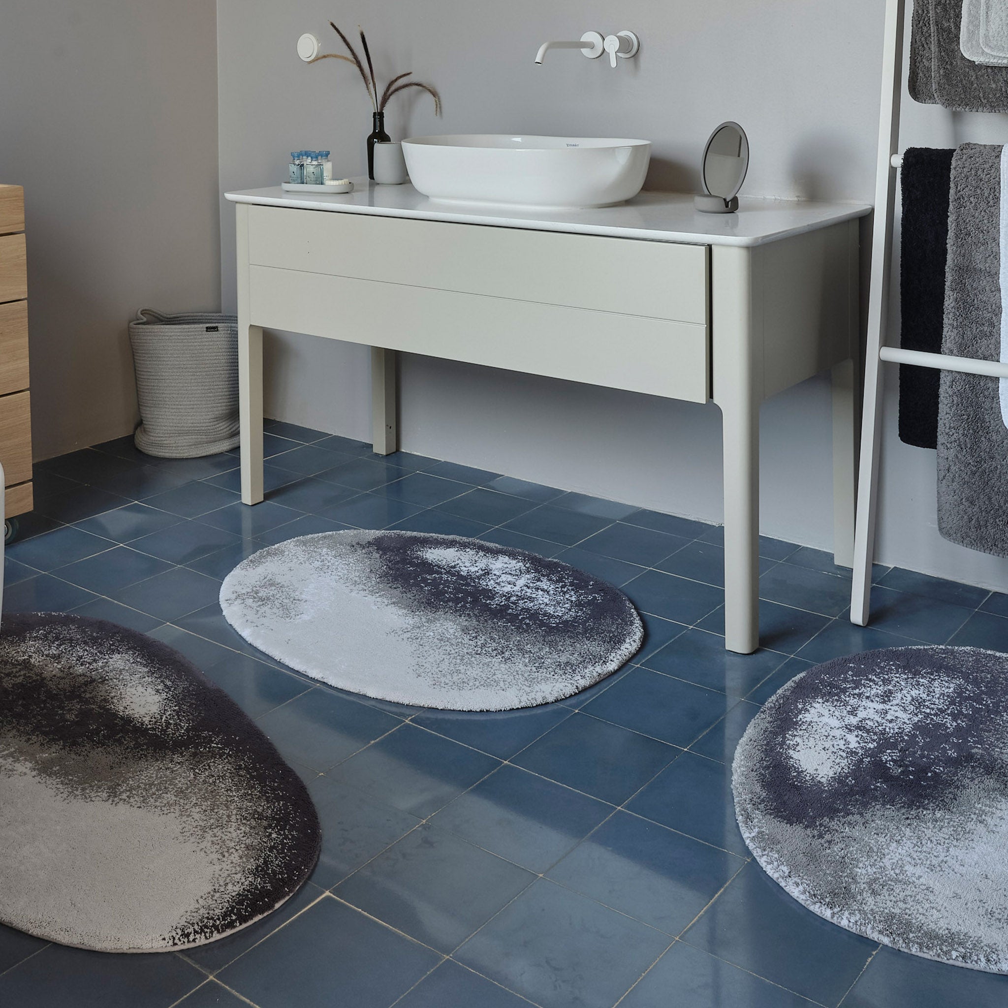 Abyss Stone Rug Abyss & Habidecor Stone Bath Rug – The Picket Fence
