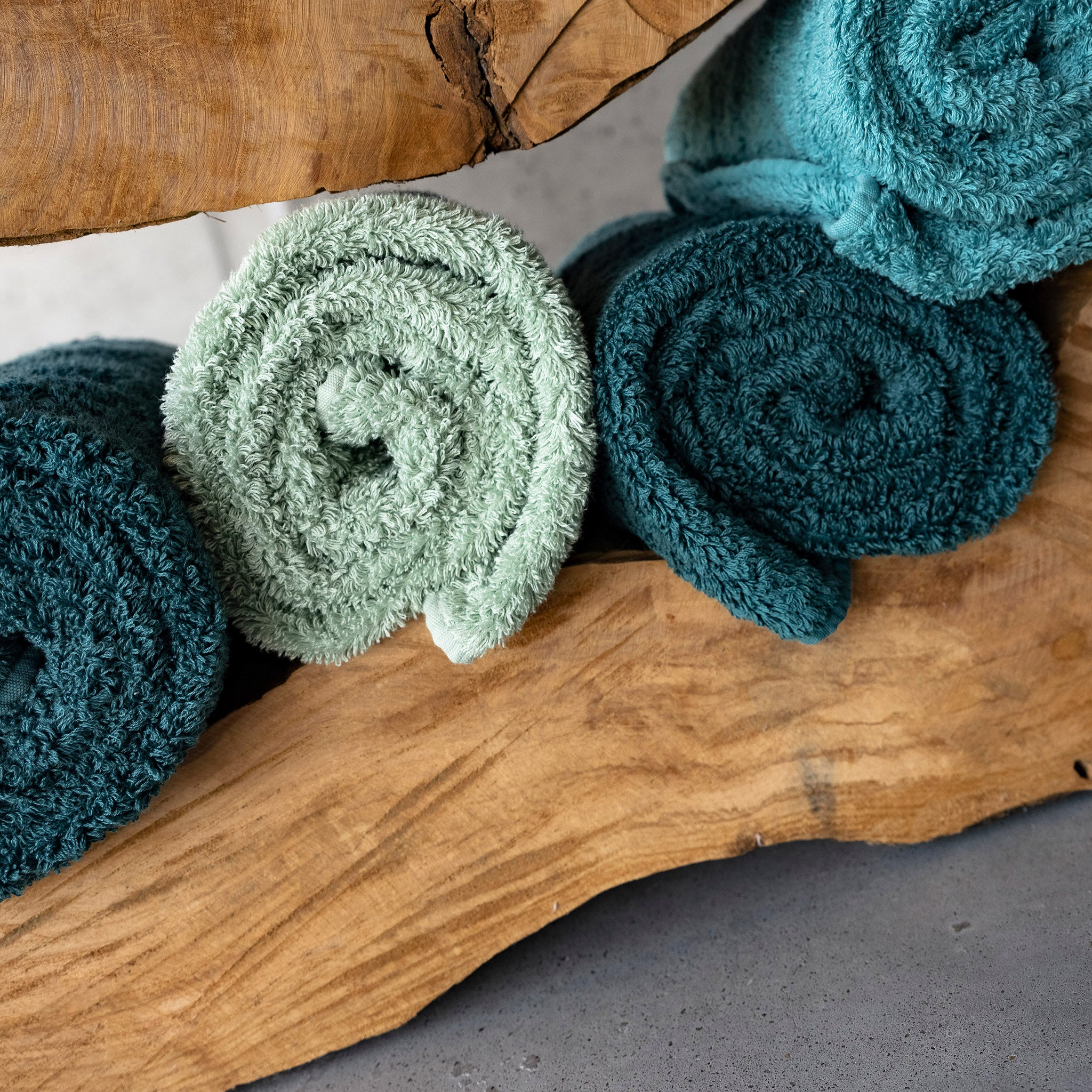 Abyss and Habidecor Super Pile Bath Towels – The Picket Fence