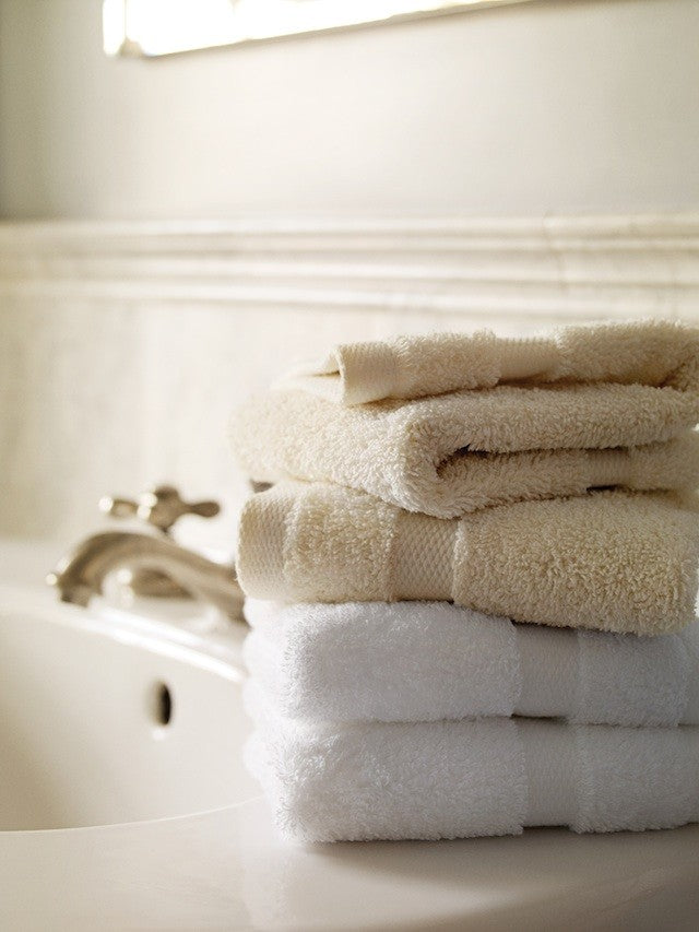 Bello Bath Towels + Tub Mat