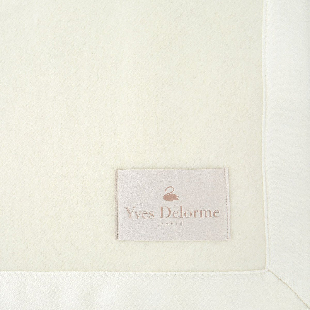 Yves Delorme Duchesse Wool and Cashmere Blanket