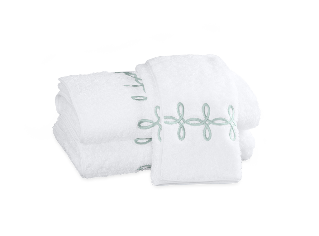 Matouk Gordian Knot Bath Sheet