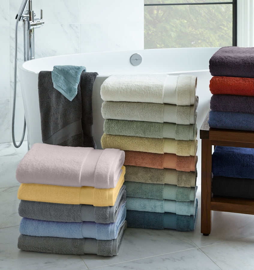 Bello Bath Towels + Tub Mat