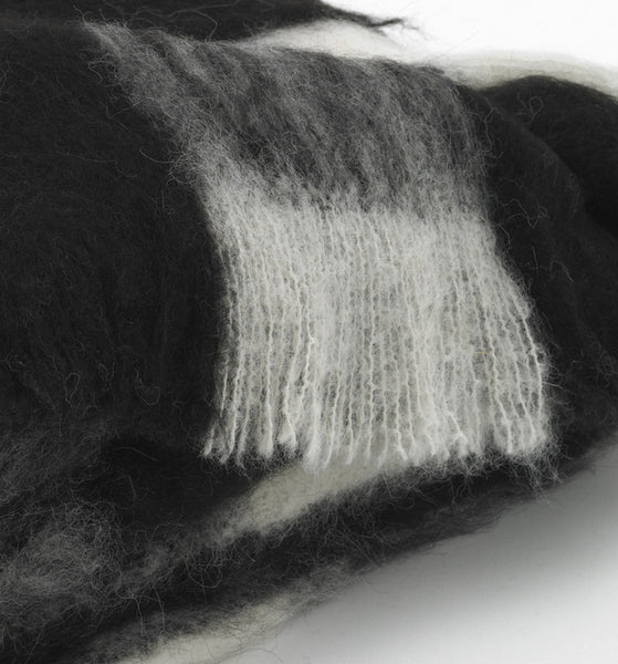Friesian Plaid Brushed Alpaca Throw - Black/White